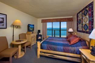 Tahoe Lakeshore Lodge & Spa - 8