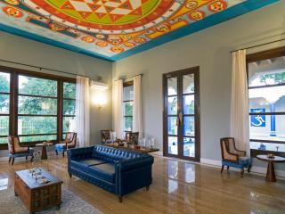 Tree of Life Resort & Spa Varanasi - Varanasi - 1