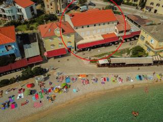 Apartment By The Sea - Baška - 8