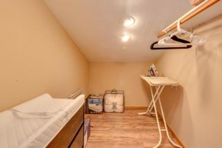 Peaceful Creekside - 9