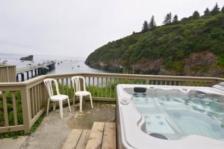 Seascape Home & Cottage - 0