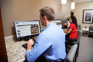 Staybridge Suites - Denton by IHG - Denton - 1