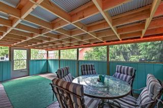 Cozy Middle Bass Cabin with Grill and Lagoon Access! - Put-in-Bay - 9