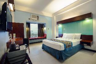 Microtel by Wyndham Mall of Asia - Manila - 2