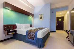 Microtel by Wyndham Mall of Asia - Manila - 1