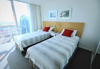 H Luxury Apartment at Surfers Paradise High floor - 3