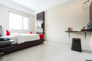 RedDoorz Plus At Harvest Inn Panakkukang - Pampang - 8