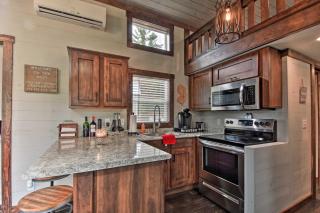Secluded Morganton Tiny Home with Grills! - Morganton - 4