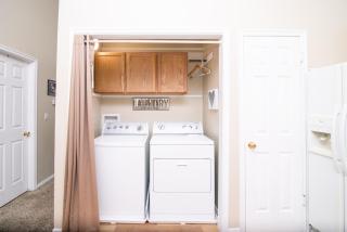 Heart of Ogden, 25 minutes to Snowbasin Ski Resort Duplex - Ogden - 2