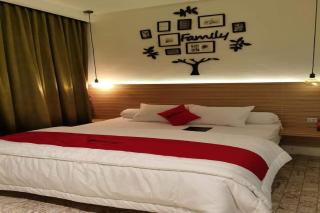 RedDoorz Plus At Mitrotel Medan - Sunggal - 9