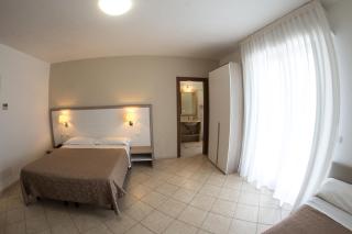 Hotel Victoria - Torre Santa Sabina - 4
