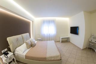 Hotel Victoria - Torre Santa Sabina - 8