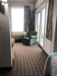 The Atlantic House - Narragansett - 6