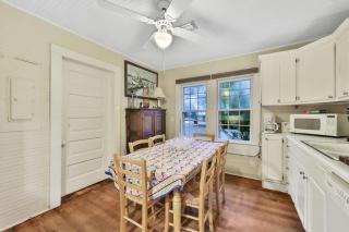 Mosley Cottage - Demere Park - 3