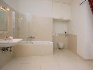 Royal Road Residence - Prag - 4