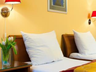 Cloister Inn Hotel - Prag - 6
