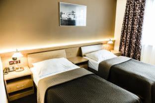 Archibald City - Praga - 1
