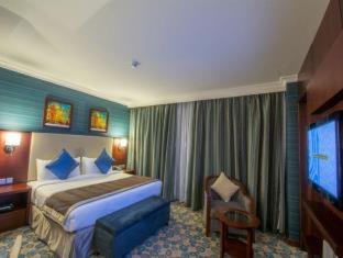 Millennium Al Aqeeq Hotel - 3