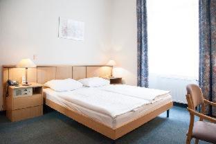 City Hotel Ring - Budapest - 1