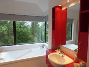 Riverstone House - 1