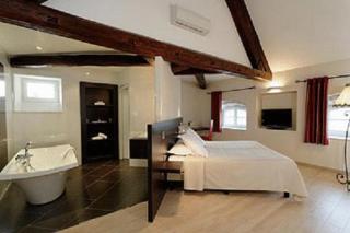 Chateau Du Mont Joly - Sampans - 2
