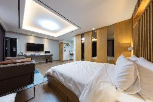 Stay Hotel - 5