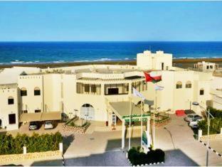 Resort Sur Beach Holiday - 1