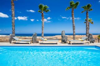 Villa Palacio and Yurt - 2 Pools - Hot Tub - Fantastic Sea Views - Tabayesco - 2