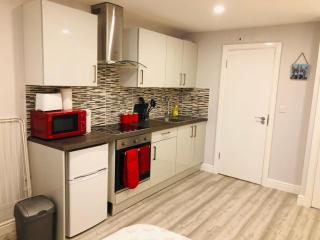 Southend - Westcliff Apartments & Studios - Southend-on-Sea - 8