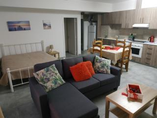 Adonis Apartment - 9