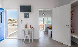 Manolis And Filio Home -By The Sea - Pachaina - 3