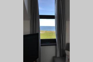Skerry View - Overlooking the Moray Firth - close to Beaches, Harbour, Shops and Restaurants - Lossiemouth - 5