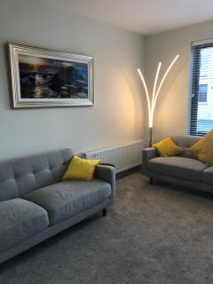 6 Hatheran Square - 9