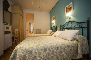 AVA Rooms - 1