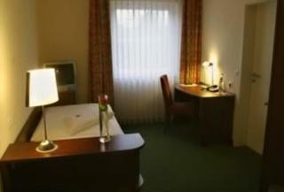 Hotel Auerhahn - Pulheim - 5