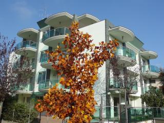 Residenza Villa Flores - Bellaria-Igea Marina - 9