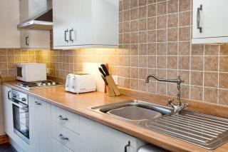 DAIRY MAIDS COTTAGE - Seascale - 4