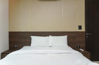 Cozy and Comfy 2BR Citralake Suites Apartment By Travelio - Jacarta - 9