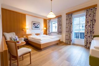 Hotel-Garni Schernthaner - Sankt Gilgen - 1