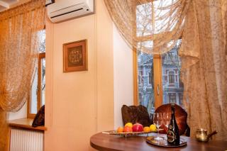 Mini-hotel in the very heart of Odessa - 2