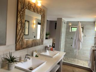 iKhaya LamaDube Game Lodge - Klipdrift - 9