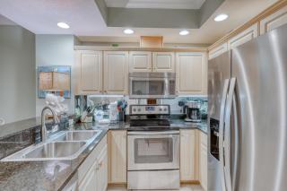 Crystal Shores - 4