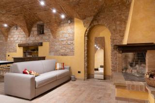 another brick in the vault - Spello - 1