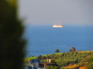 Aristos Apartments & Suites - 9