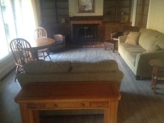 Glacier Guest Room - PRIVATE ROOM IN SHARED HOUSE REDUCED PRICE ON TOURS - Juneau - 8