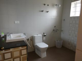 Robin Woods Homestay - Sakleshpur - 3