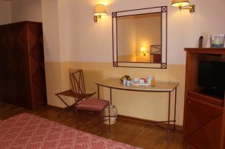 Hotel Semifonte - Poggibonsi - 9