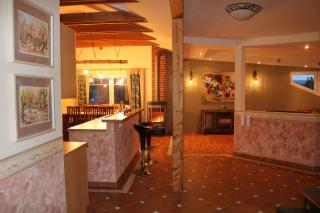 Helle, offene Dachgeschosswohnung mit Terrasse - Oberloisdorf - 2