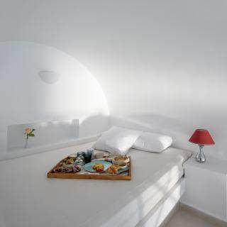 Above Blue Suites - Imerovigli - 4