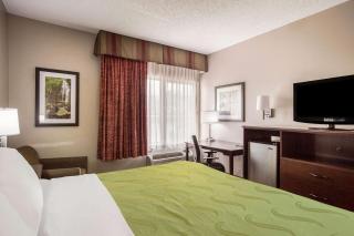 Quality Inn & Suites Lawrence - University Area - Lawrence - 5